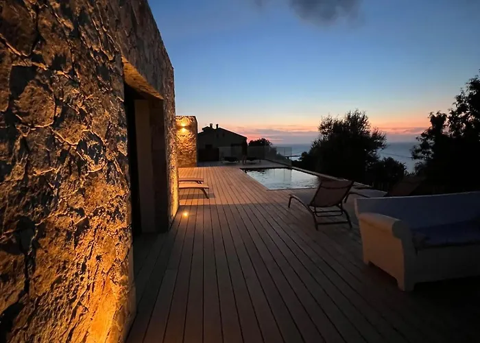 Antoine, Piscine & Vue Magique 科尔巴拉